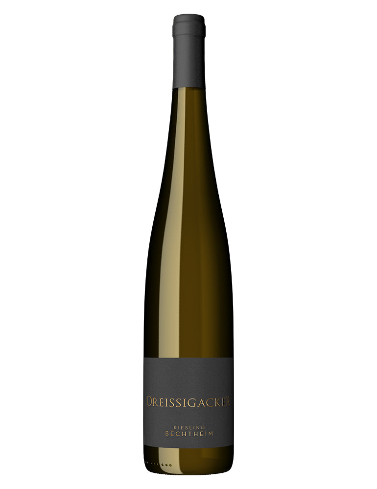 Bechtheim-Riesling-Magnum_Grossflaschen_Weingut-Dreissigacker_Freisteller