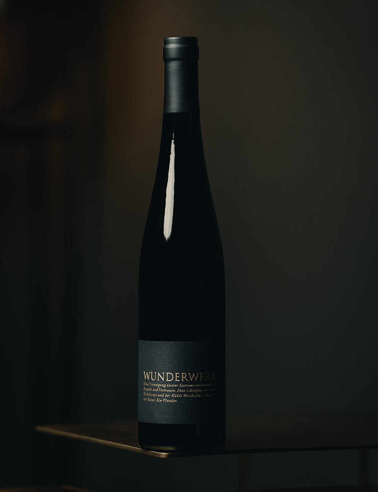 Wunderwerk-Grauburgunder_Wunderwerk_Weingut-Dreissigacker_Produktfoto