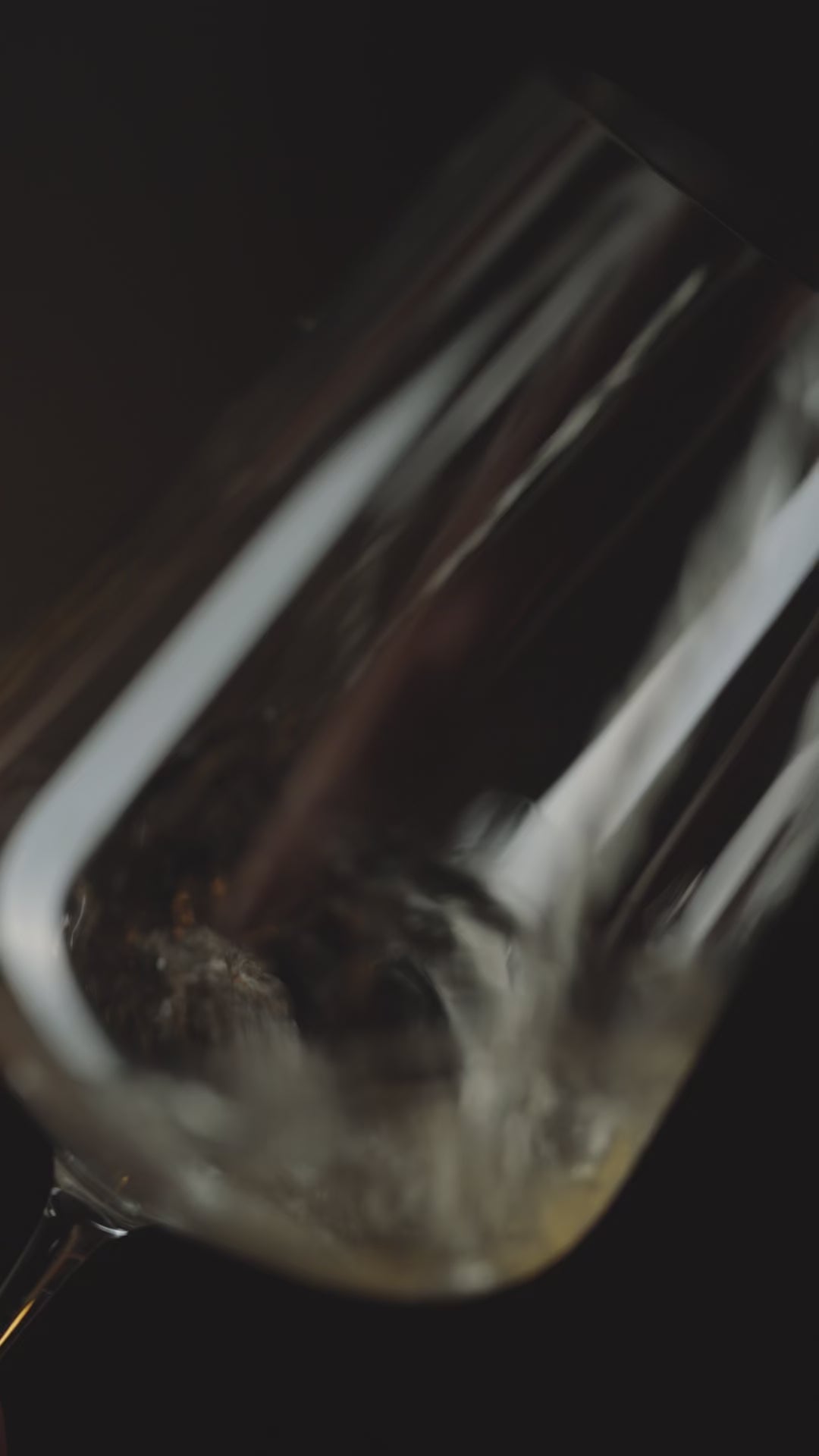 Bechtheim-Chardonnay_Ortswein_Weingut-Dreissigacker_Video-hoch