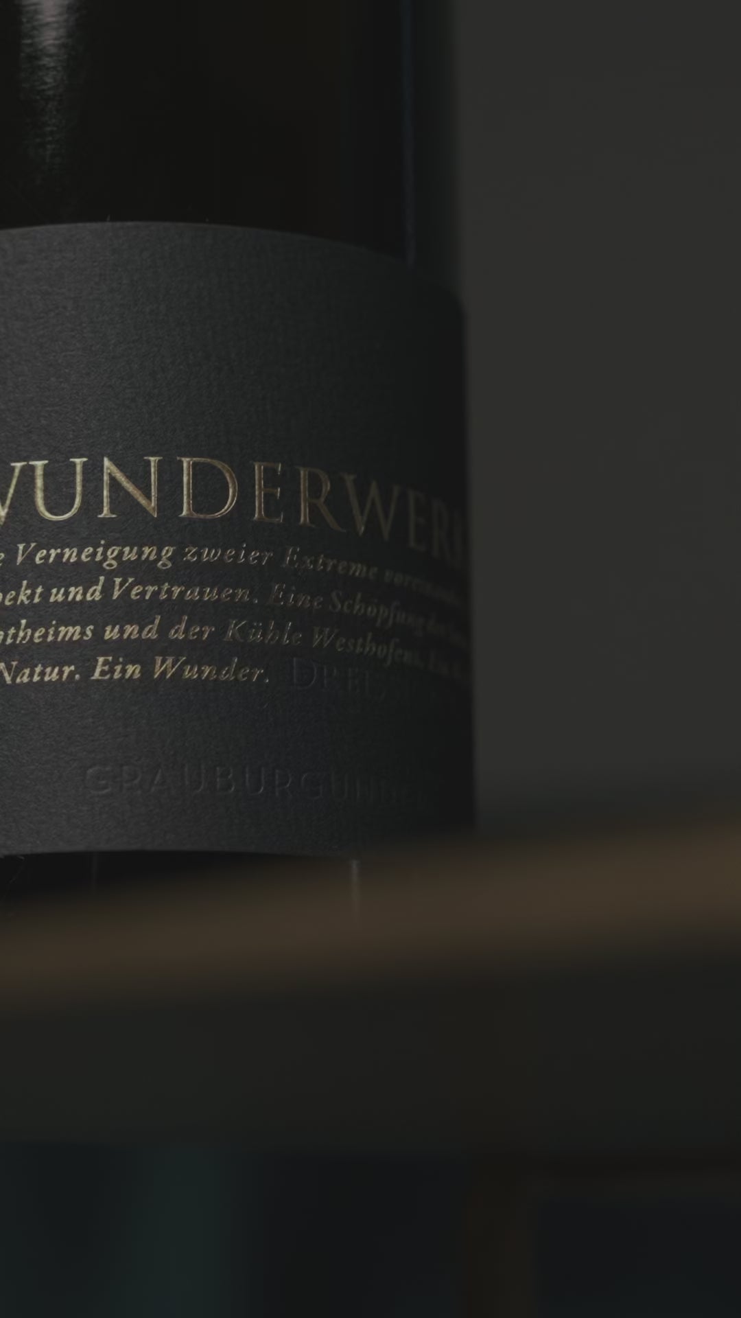 Wunderwerk-Grauburgunder_Wunderwerk_Weingut-Dreissigacker_Video-hoch