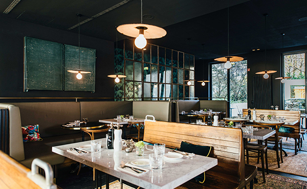 Gastraum der Brasserie Collette in München by Tim Raue